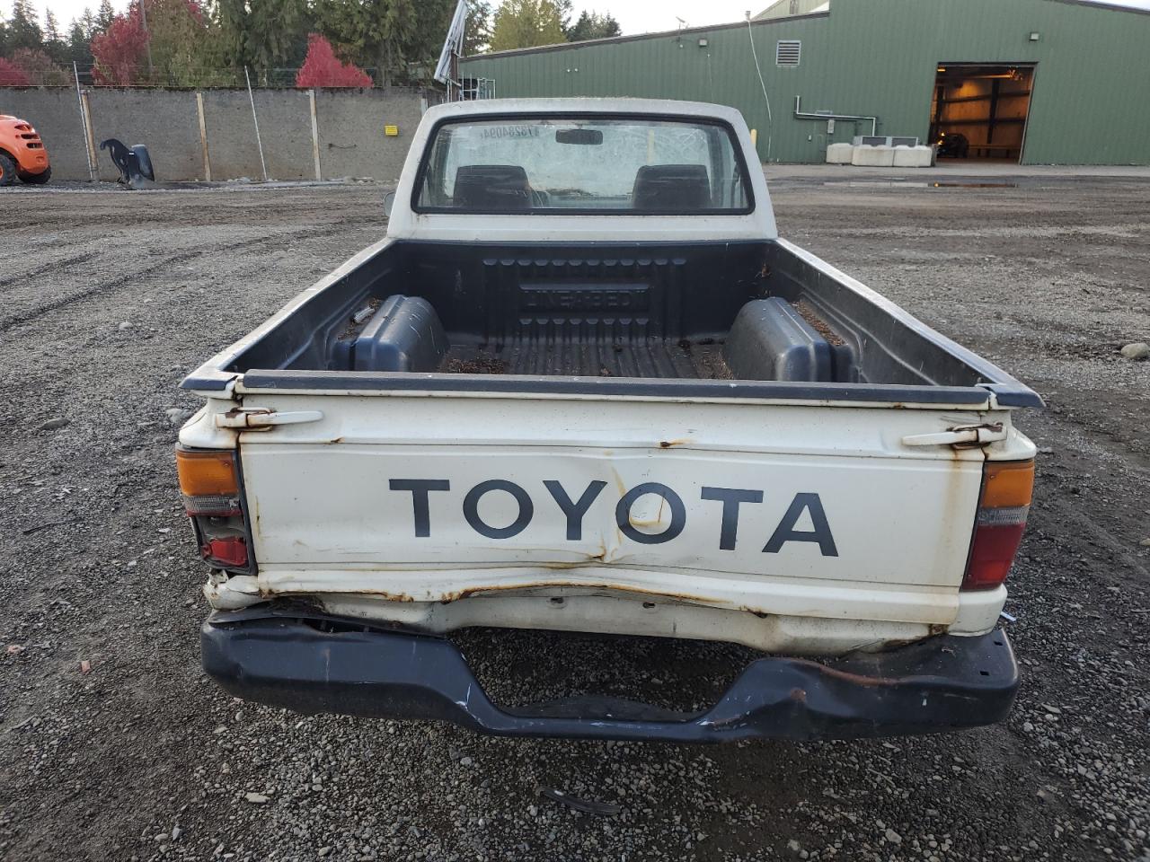 1987 Toyota Pickup 1/2 Ton Rn50 VIN: JT4RN50R3H0275264 Lot: 73284094