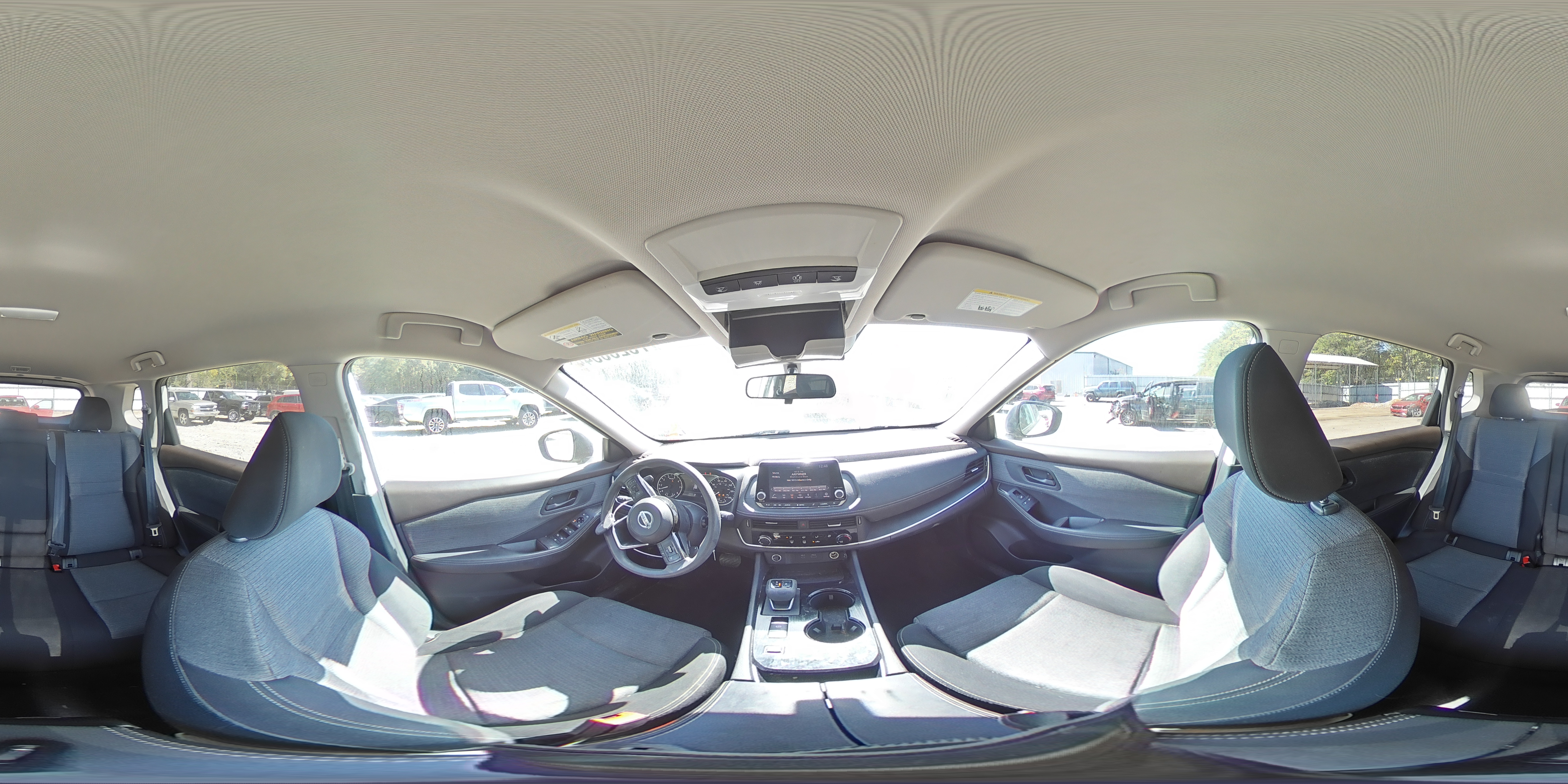 2021 Nissan Rogue - Image 16