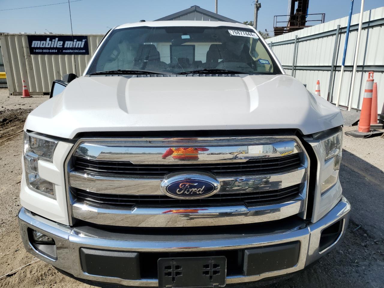 2016 Ford F-150 - Image 5