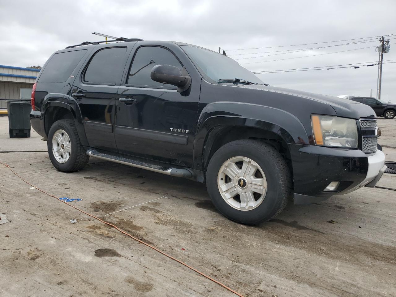 2011 Chevrolet Tahoe - Image 4