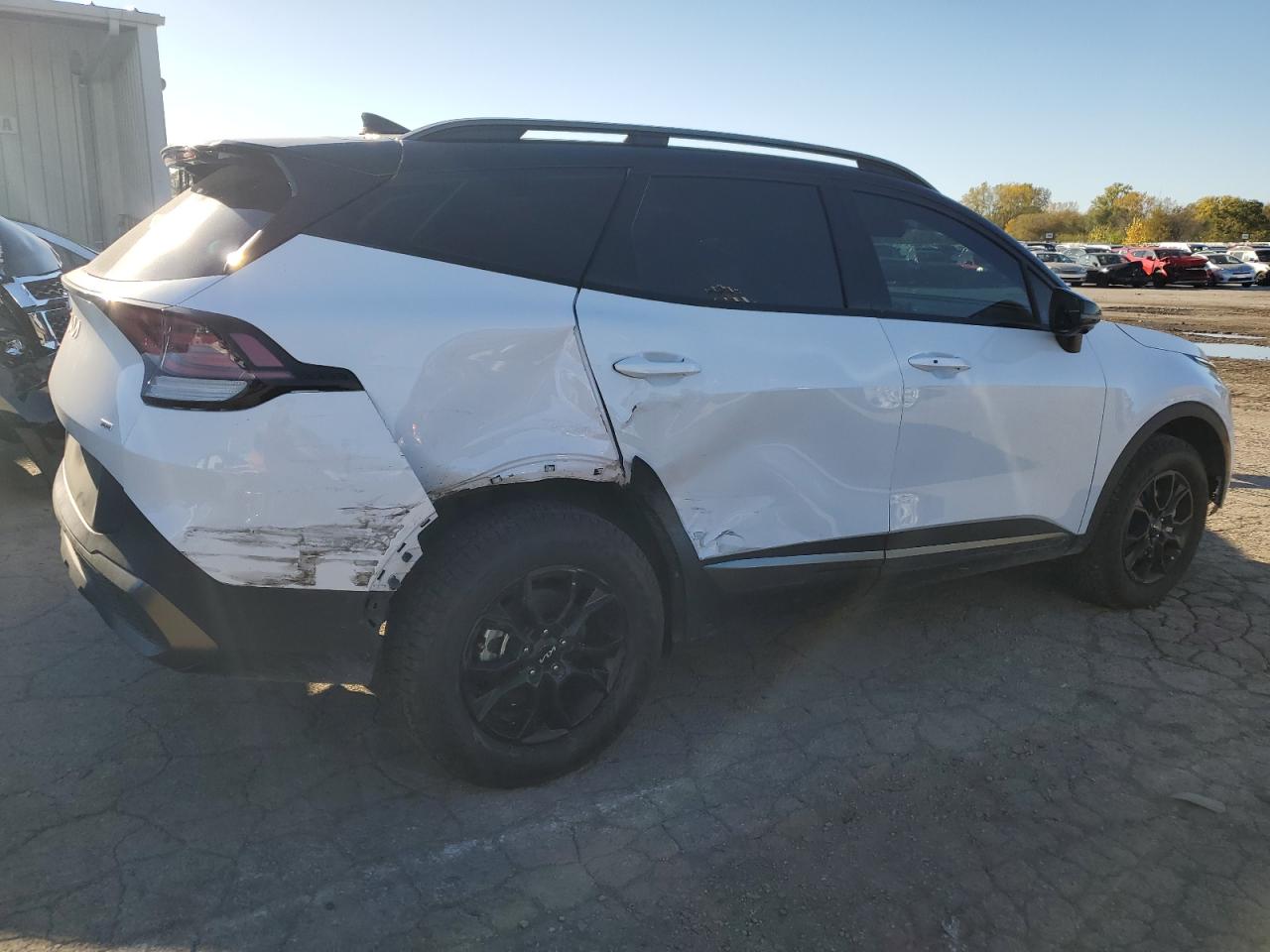 2023 Kia Sportage - Image 3