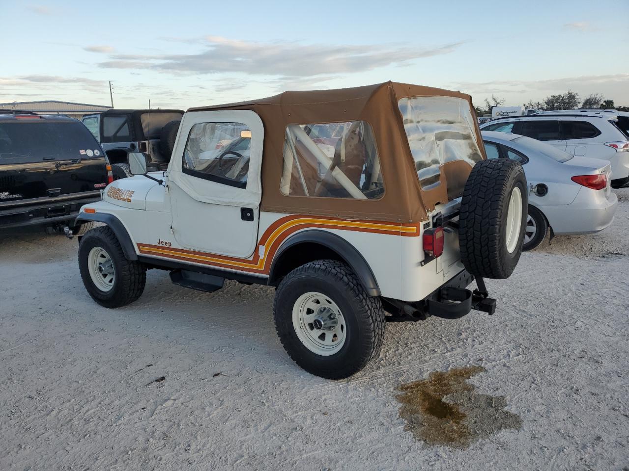 1985 Jeep CJ - Image 2