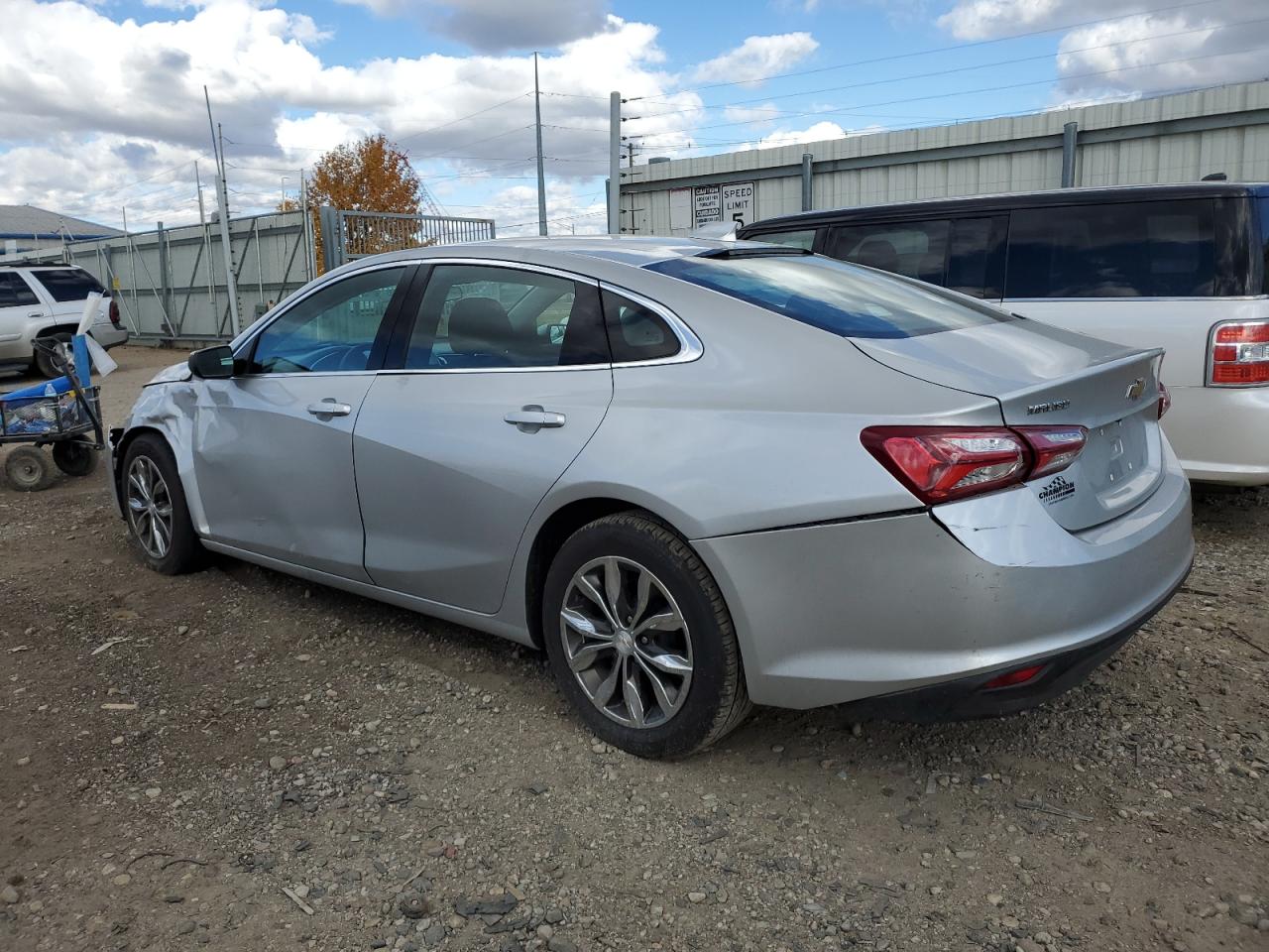 2020 Chevrolet Malibu - Image 2