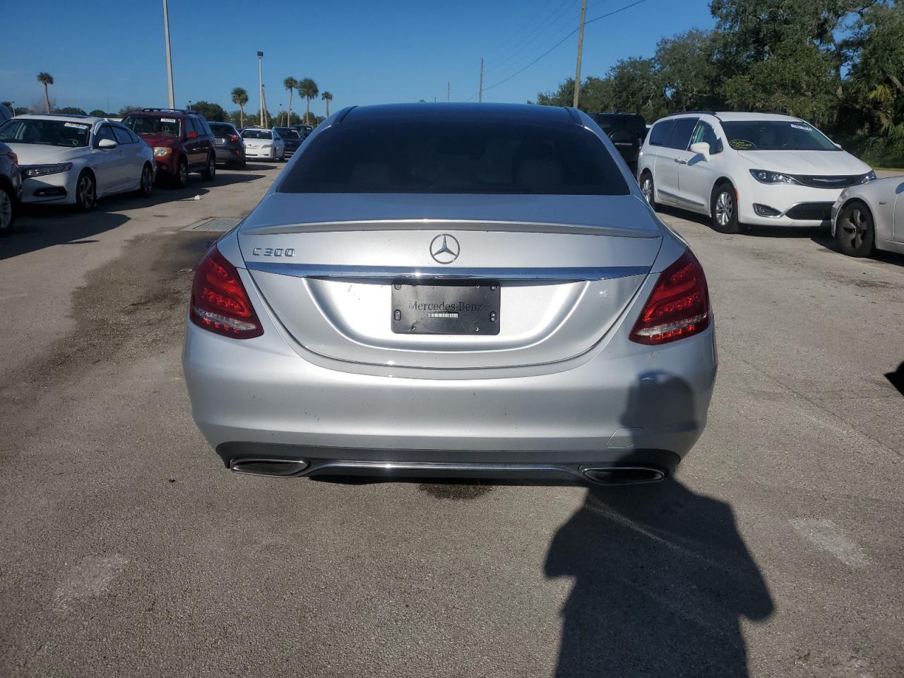 2015 Mercedes-Benz C 300 VIN: 55SWF4JB4FU068214 Lot: 73649354