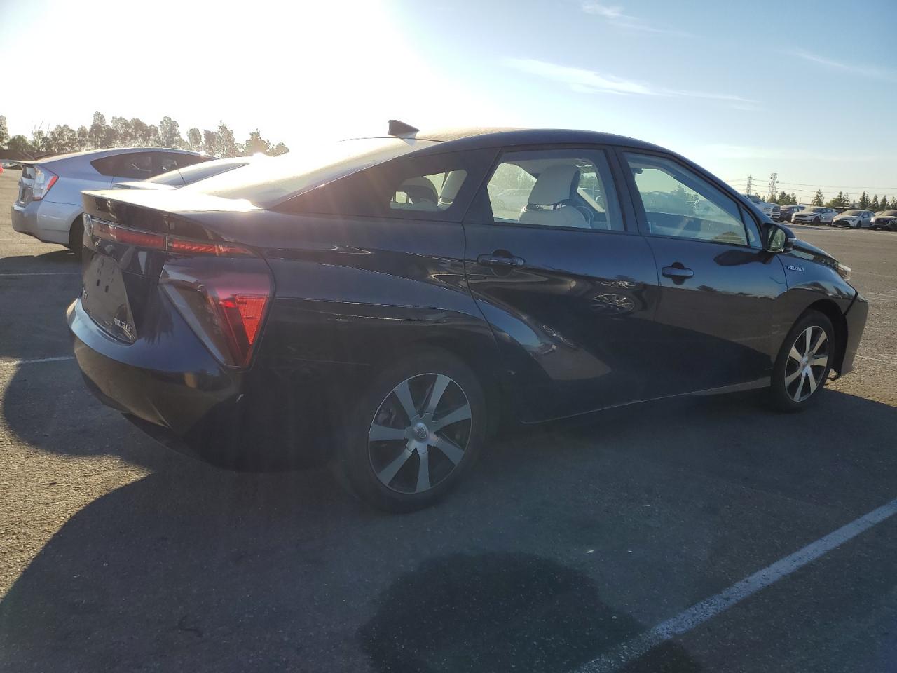 JTDBVRBD6HA003408 2017 Toyota Mirai