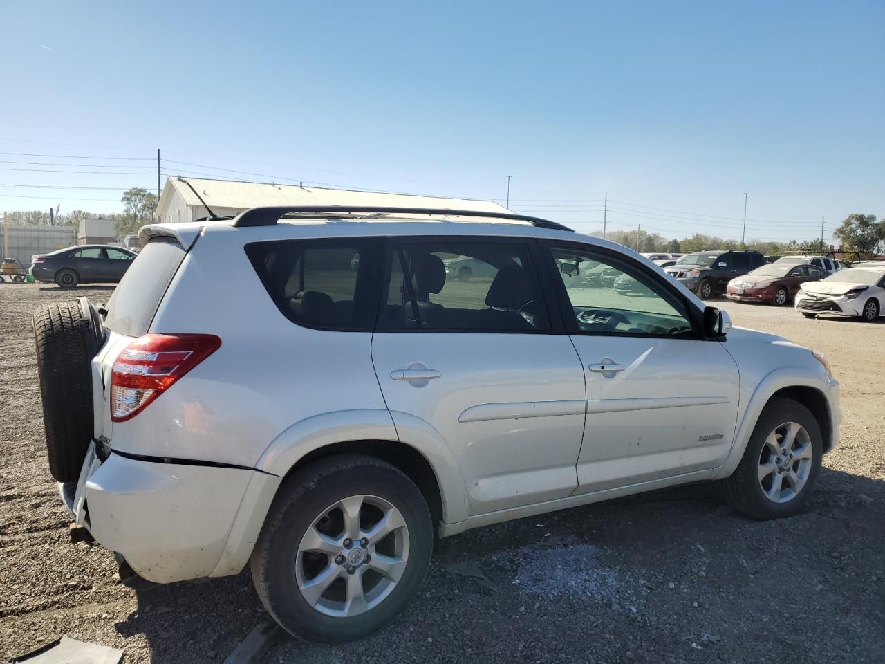 2009 Toyota RAV 4 - Image 3