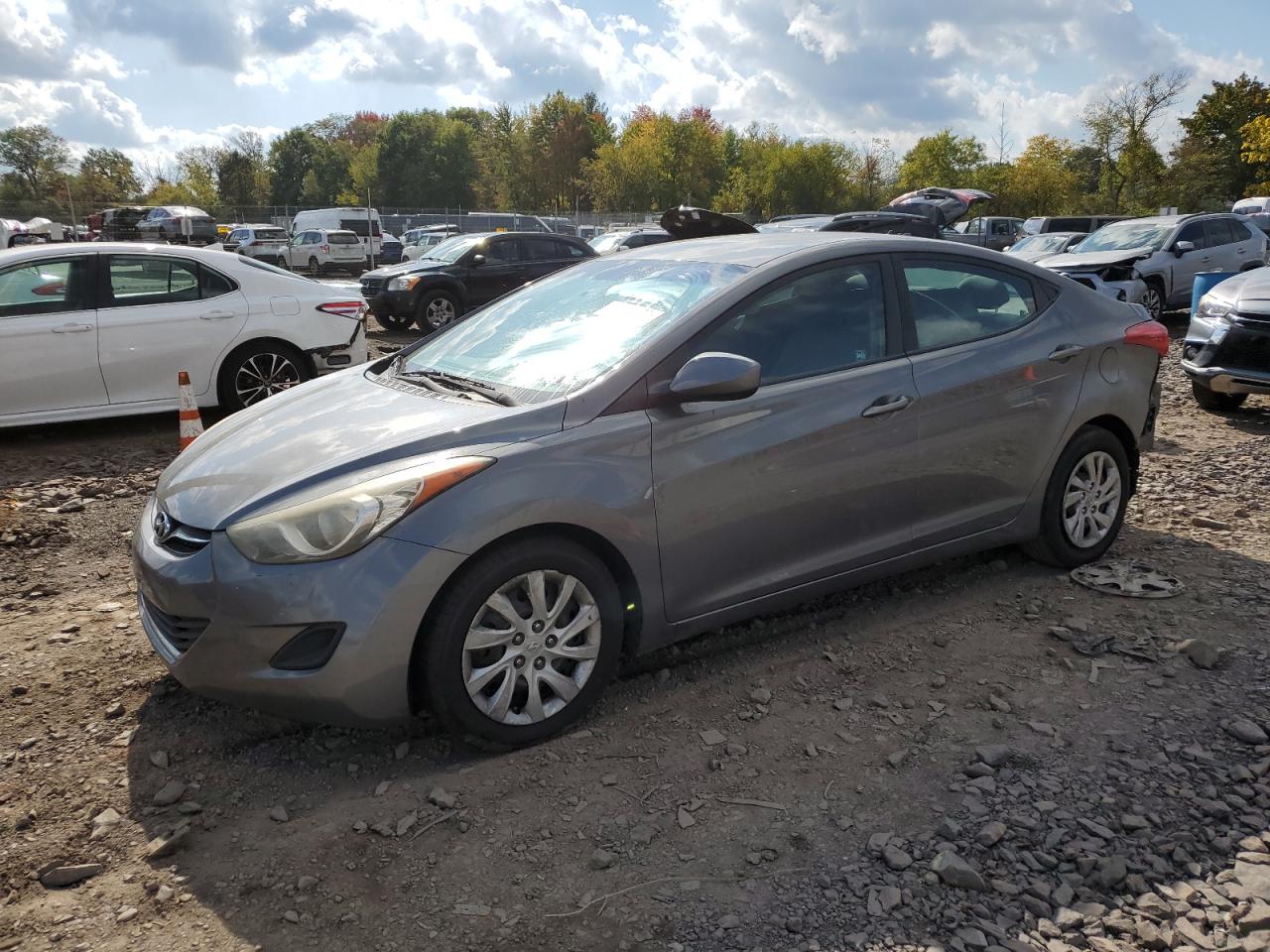 5NPDH4AE5DH197073 2013 Hyundai Elantra Gls