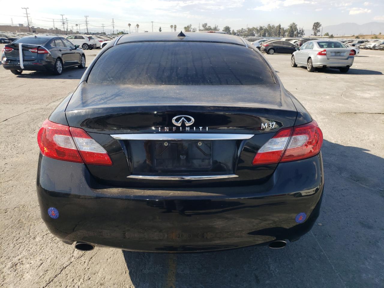 JN1BY1AP0BM321134 2011 Infiniti M37