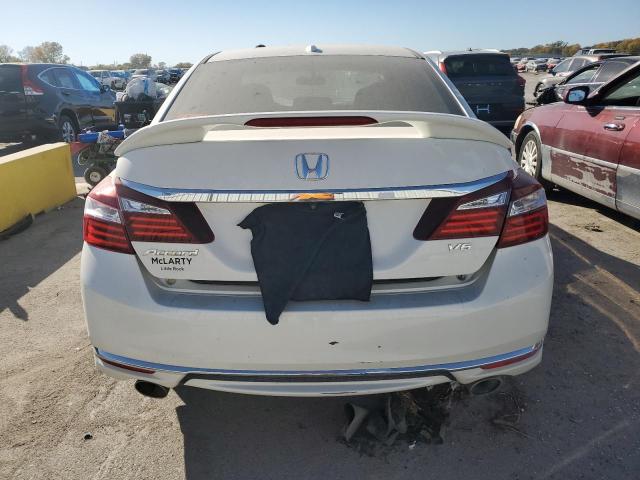 Sedans HONDA ACCORD 2016 White