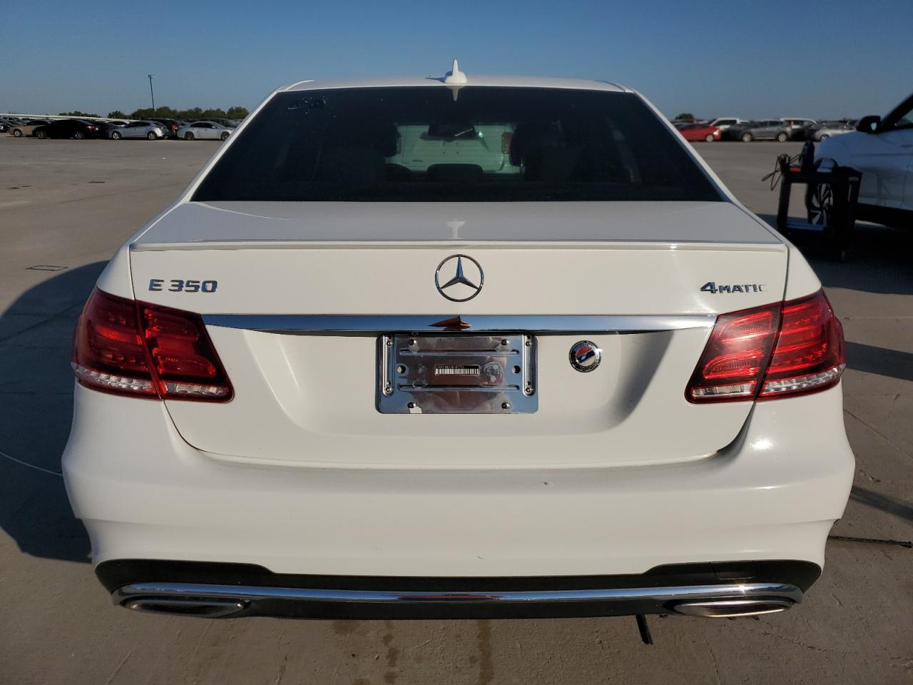 2016 Mercedes-Benz E 350 4Matic VIN: WDDHF8JBXGB189356 Lot: 74303684