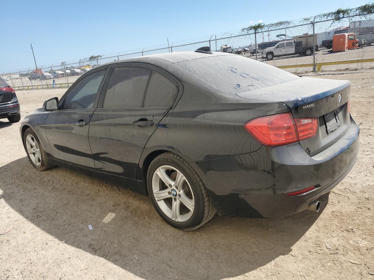 VIN WBA3B1C50DK128489 2013 BMW 3 SERIES no.2