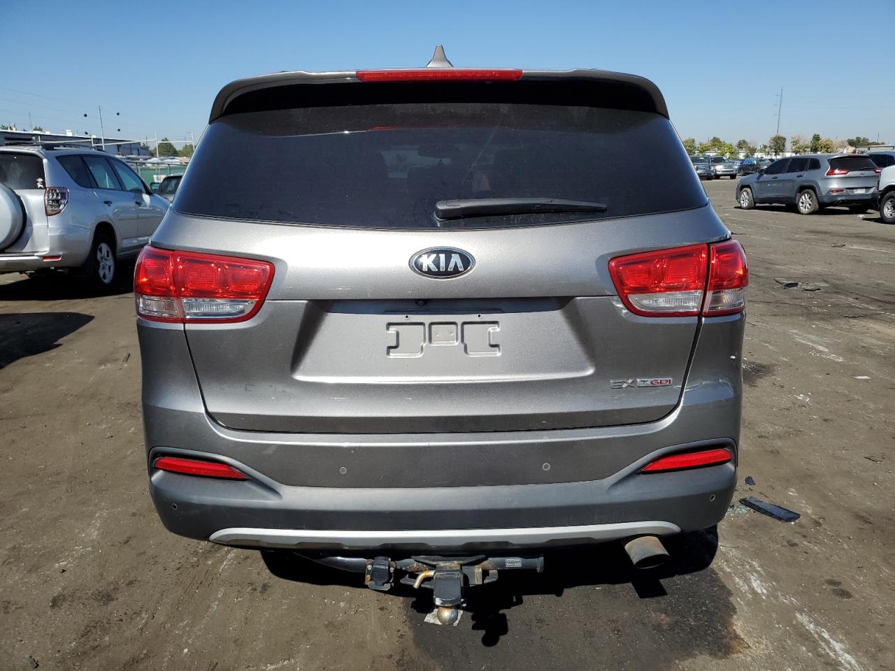 2016 Kia Sorento - Image 6