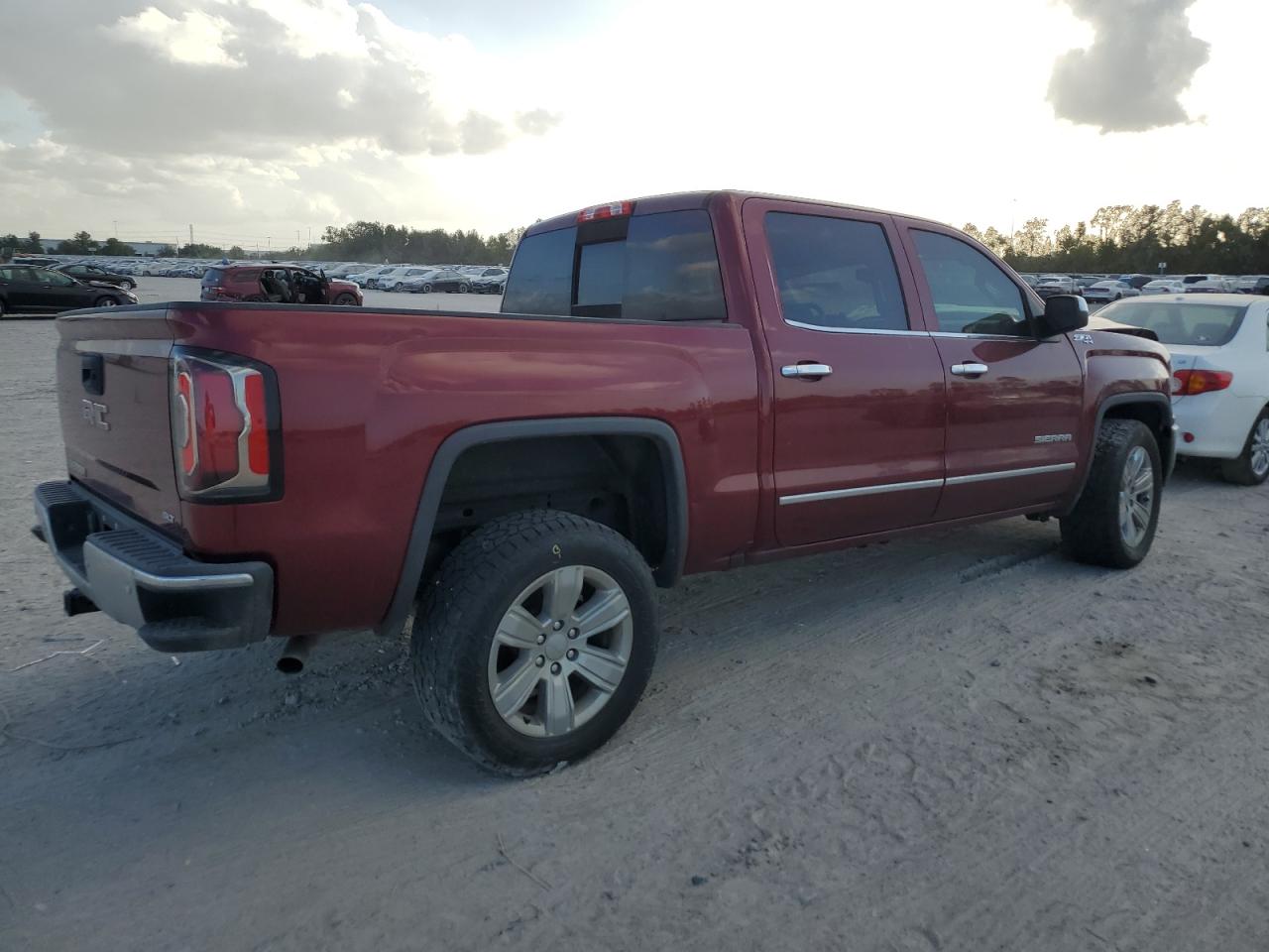 2017 GMC Sierra - Image 3