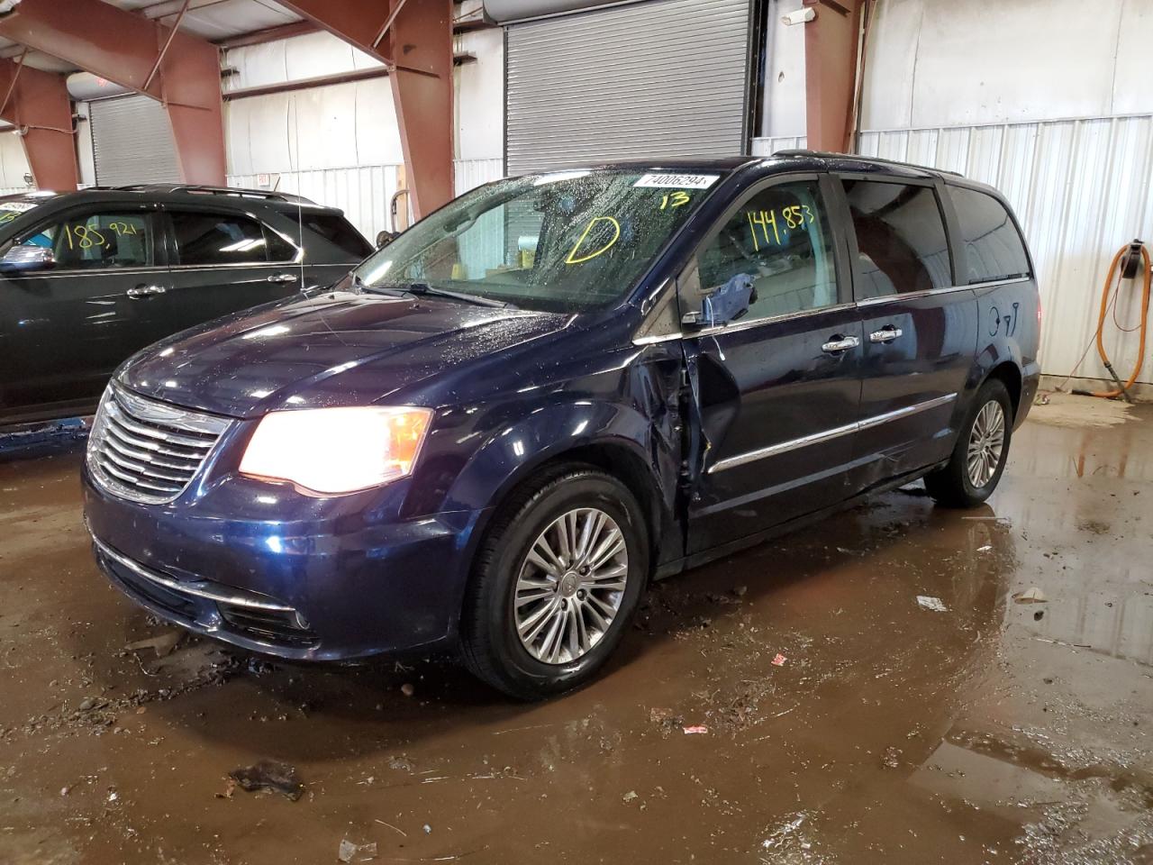 2013 Chrysler Town & Country - Image 1
