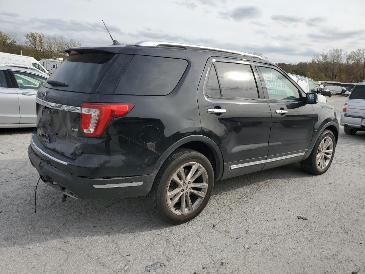 VIN 1FM5K8F84JGC82739 2018 FORD EXPLORER no.3