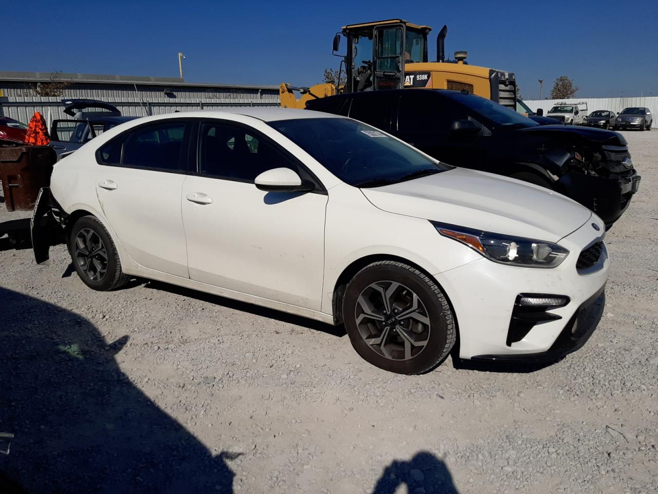 VIN 3KPF24AD1LE249674 2020 KIA FORTE no.4