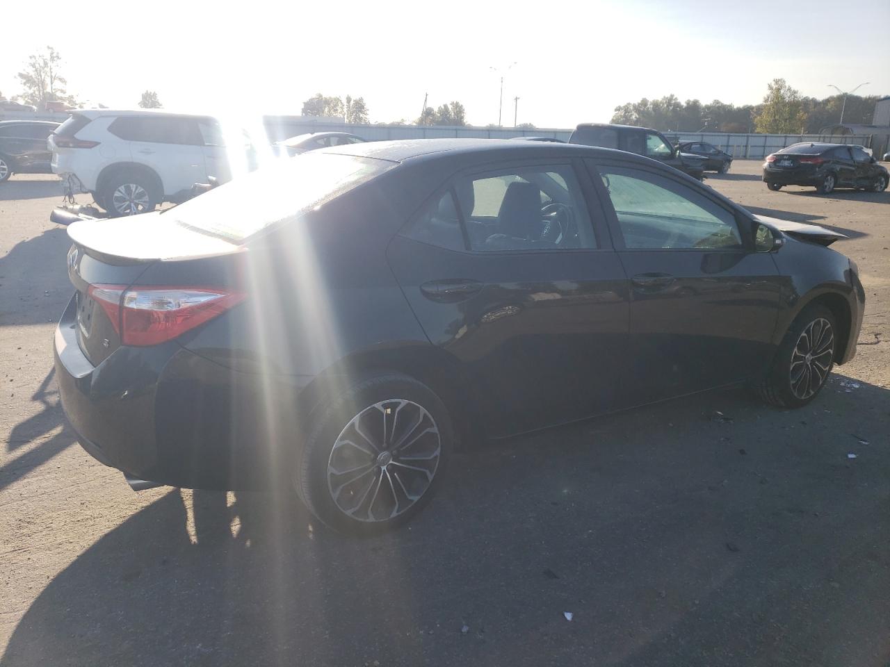 2015 Toyota Corolla - Image 3