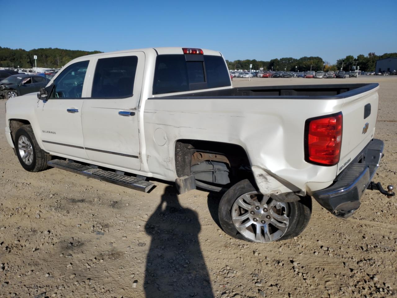 2014 Chevrolet Silverado - Image 2