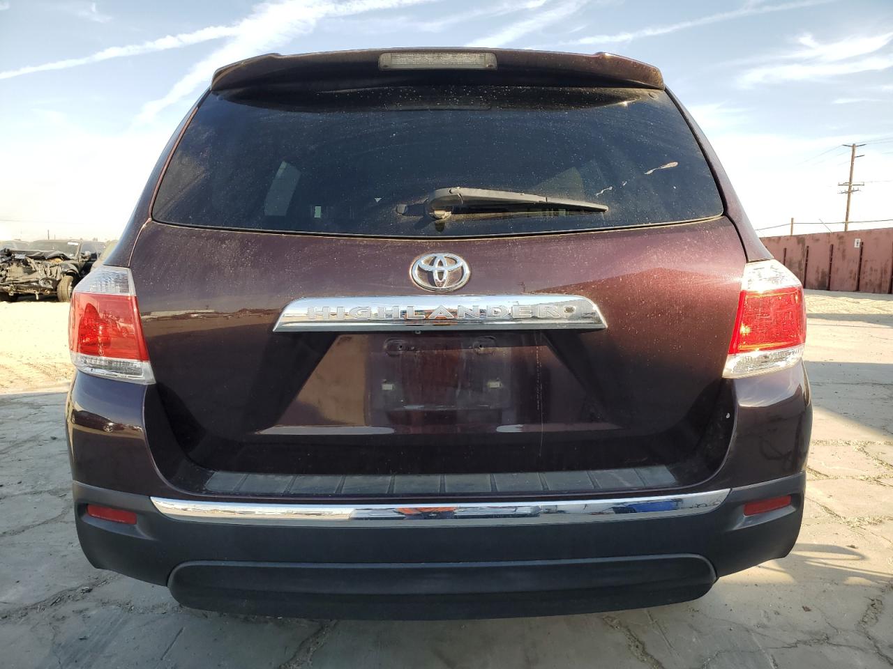 5TDZK3EH5DS118243 2013 Toyota Highlander Base