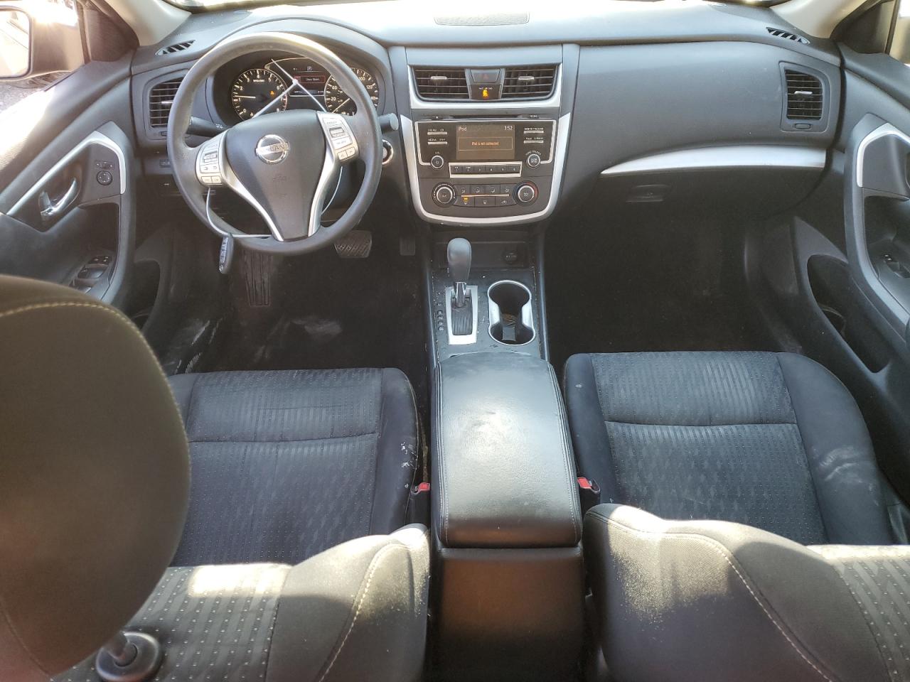 2016 Nissan Altima - Image 8