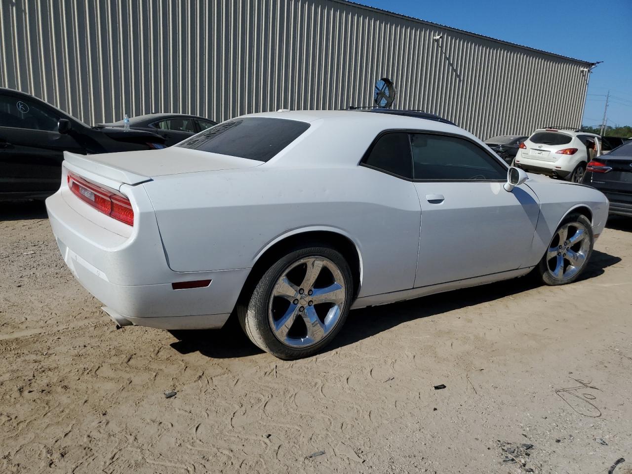 2C3CDYBT0EH304346 2014 Dodge Challenger R/T