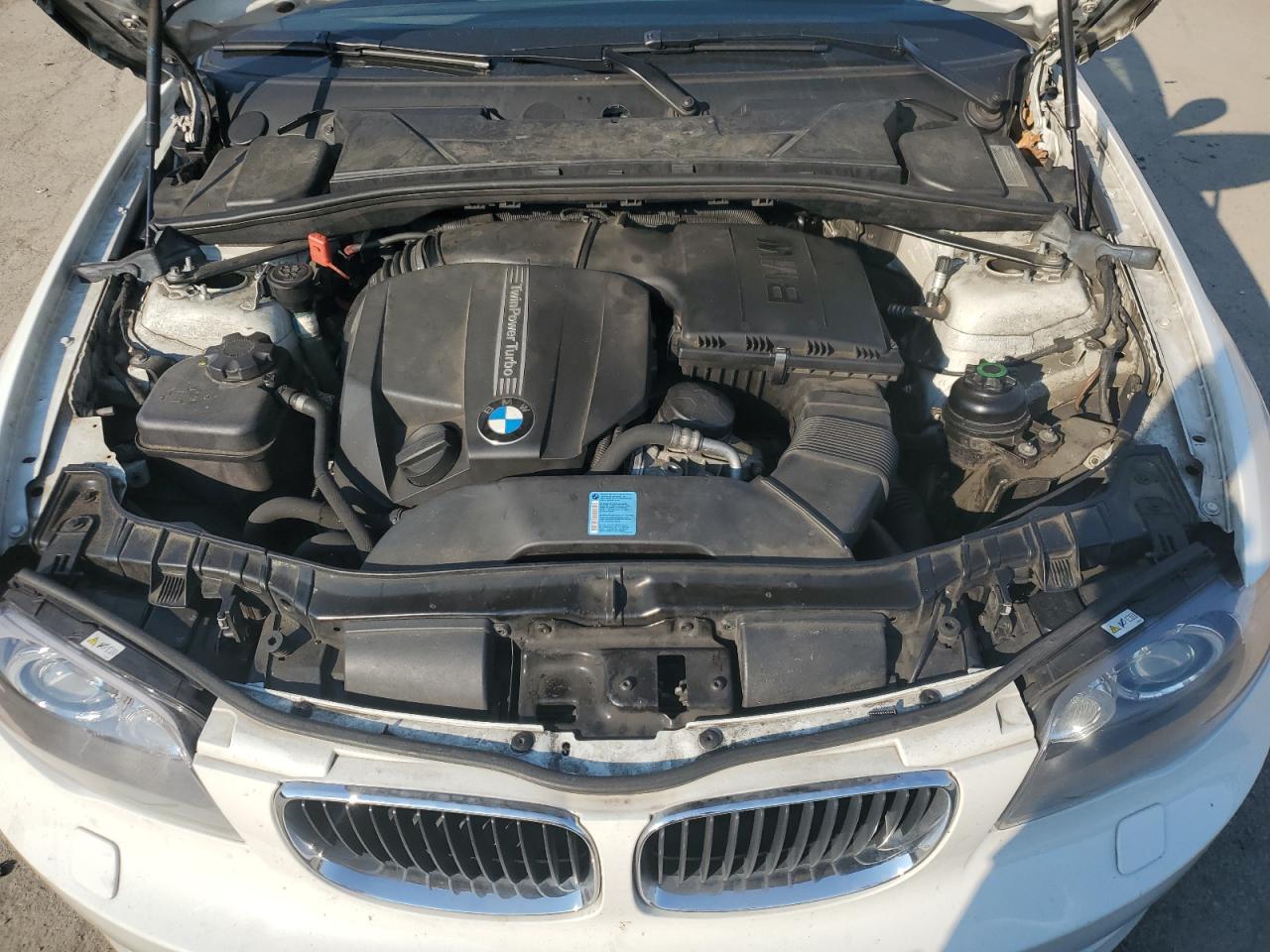 WBAUC9C56BVM10308 2011 BMW 135 I