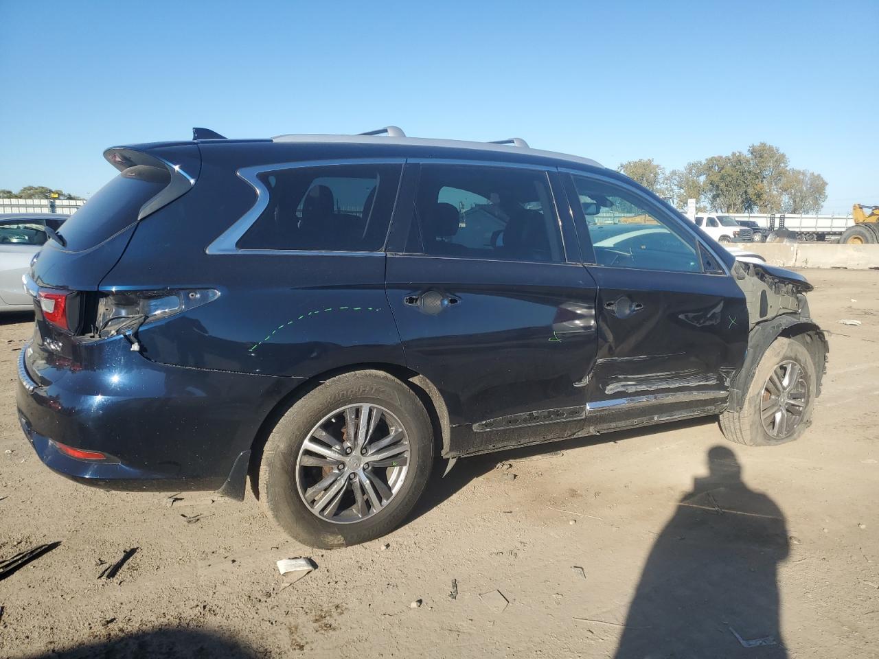 2016 Infiniti QX60 - Image 3