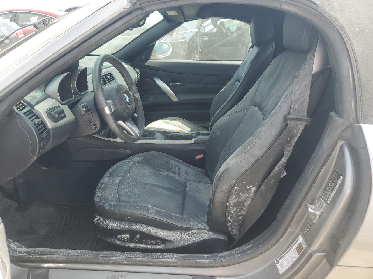 2005 BMW Z4 - Image 7