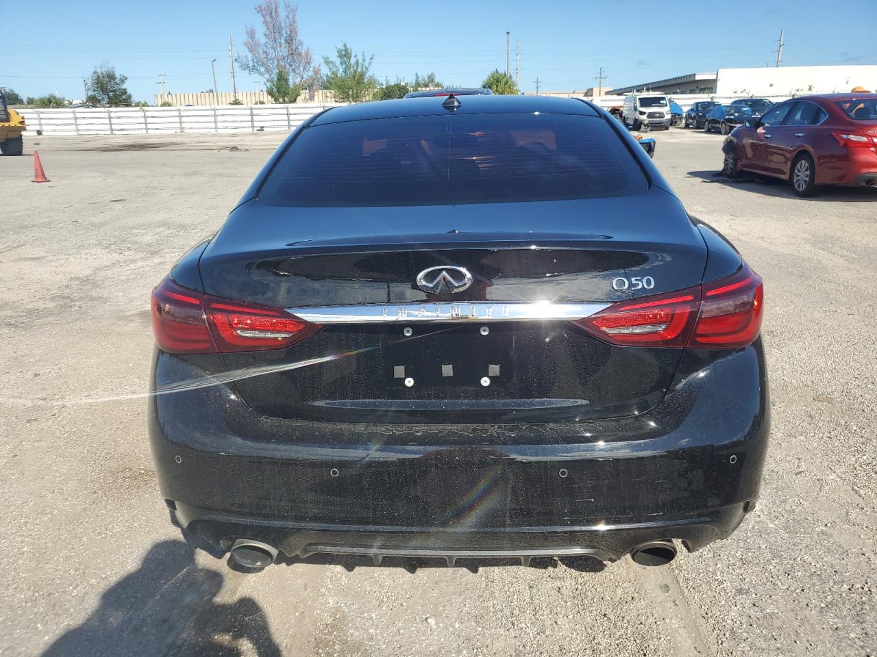 JN1EV7AP4JM355312 2018 Infiniti Q50 Luxe