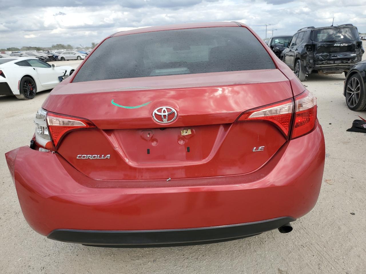 VIN 5YFBURHE4JP846656 2018 TOYOTA COROLLA no.6