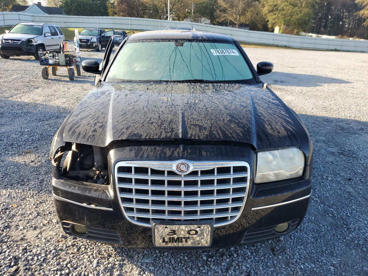 2006 Chrysler 300 - Image 5