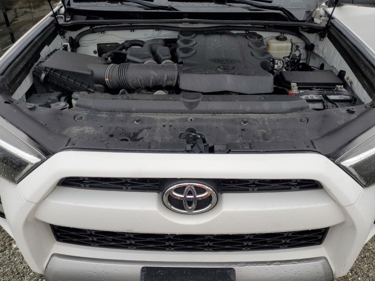 JTEBU5JR3J5516490 2018 Toyota 4Runner Sr5/Sr5 Premium