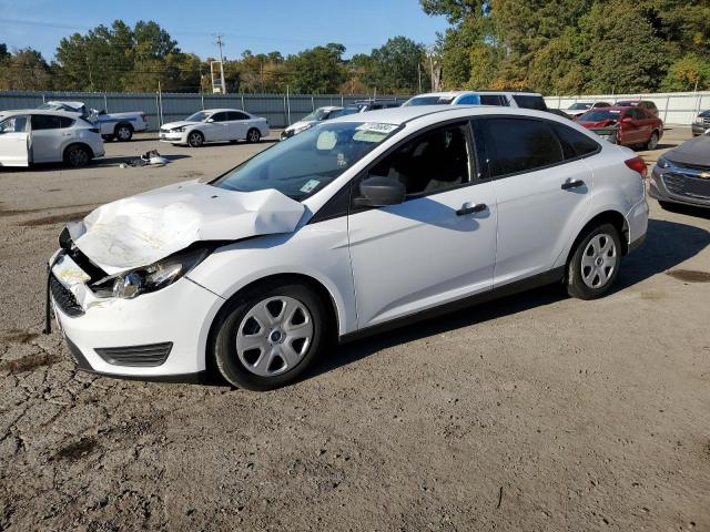  FORD FOCUS 2018 White