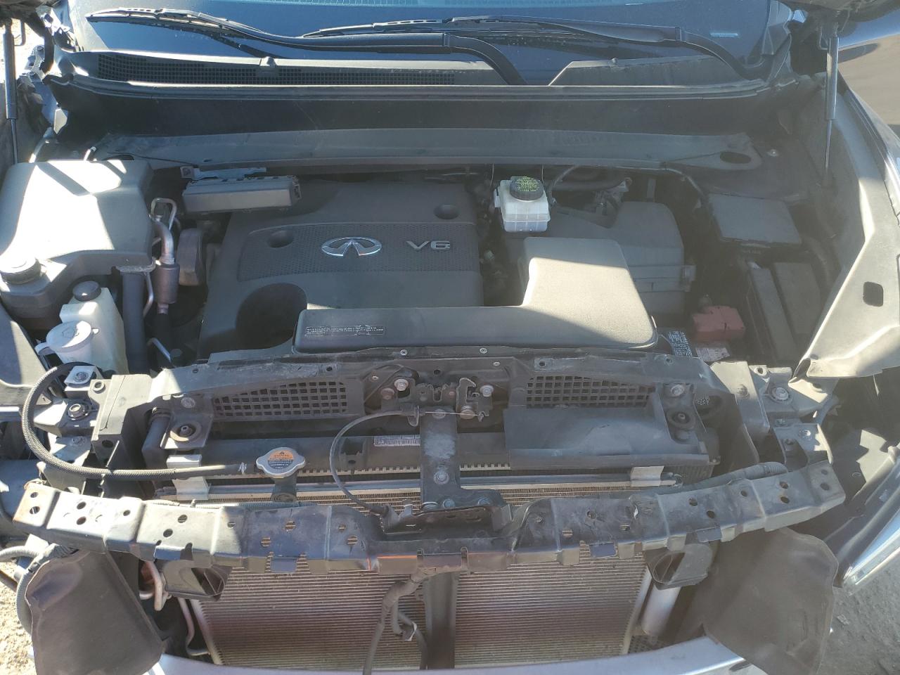 2016 Infiniti QX60 - Image 12