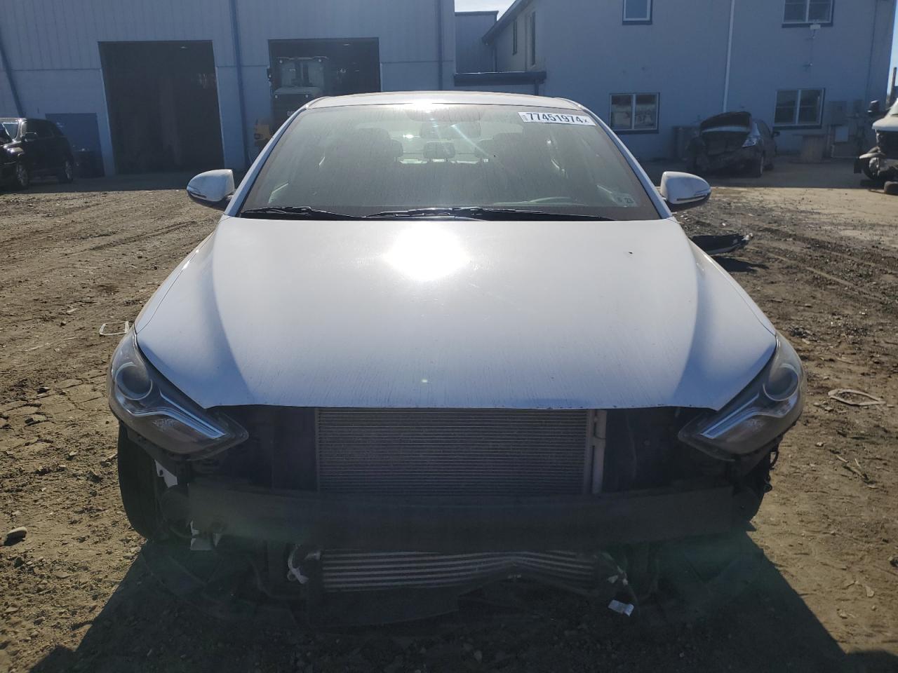 2018 Hyundai Elantra - Image 5