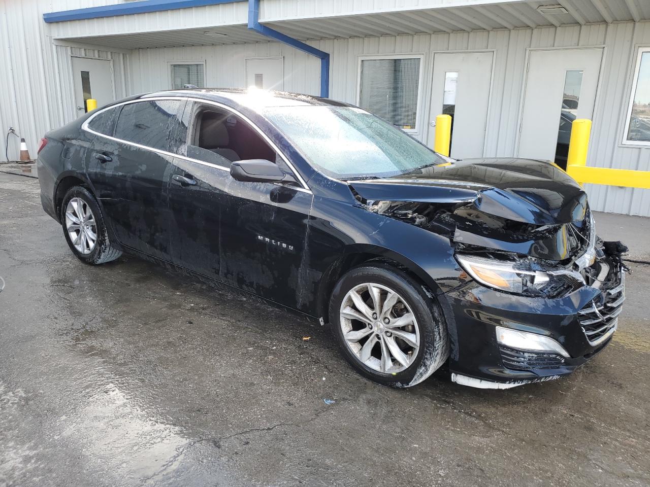 2019 Chevrolet Malibu - Image 4