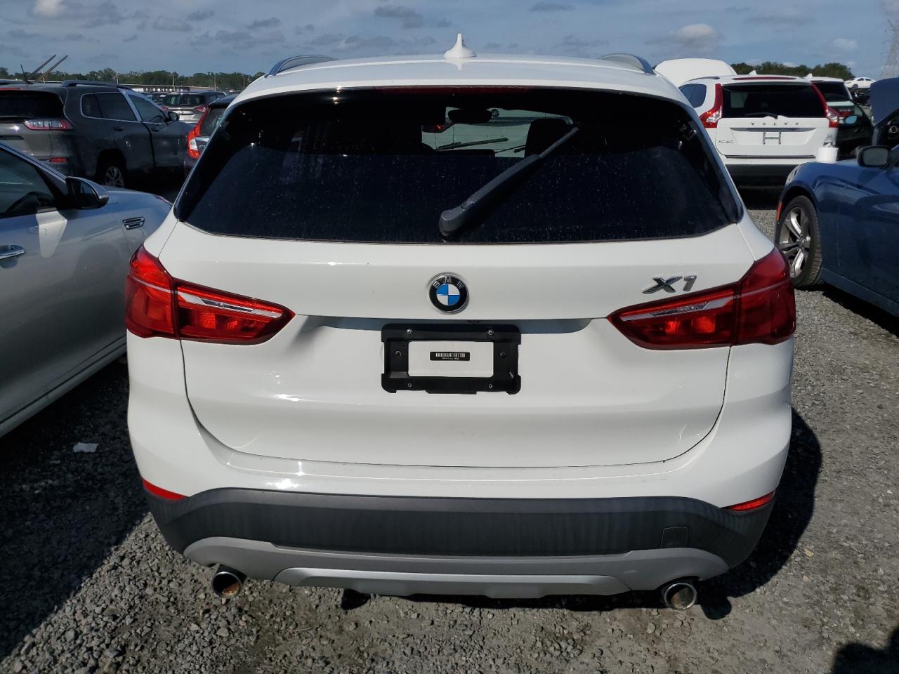 WBXHU7C33J5H39430 2018 BMW X1 Sdrive28I