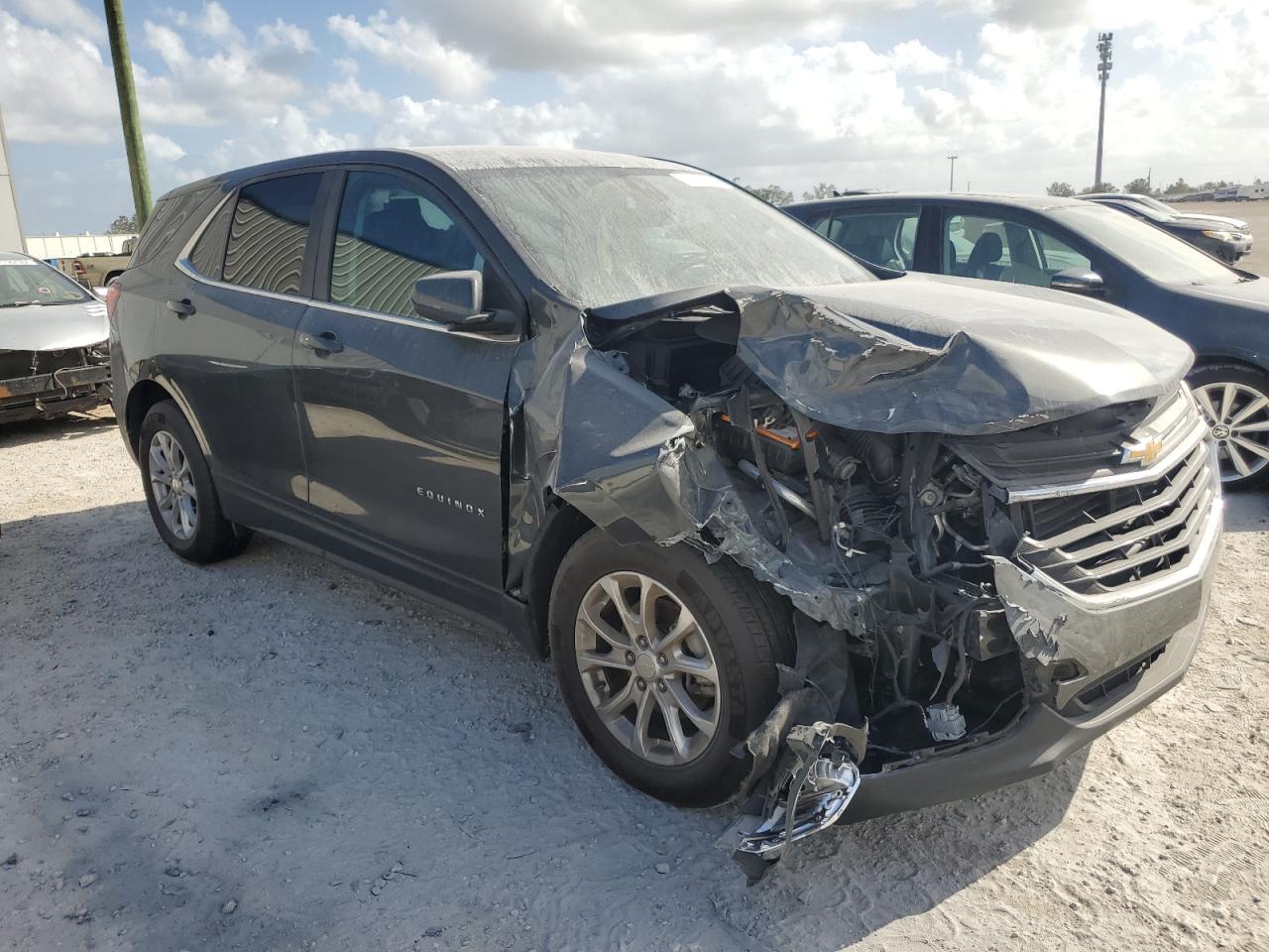 2021 Chevrolet Equinox - Image 4