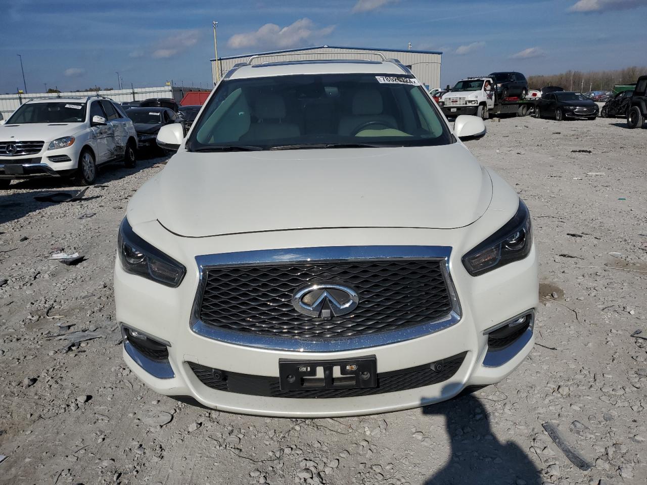 2020 Infiniti QX60 - Image 5