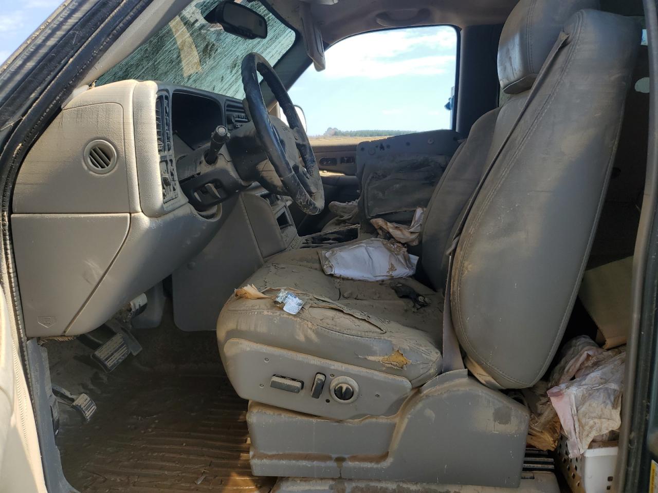 2006 GMC Sierra - Image 7