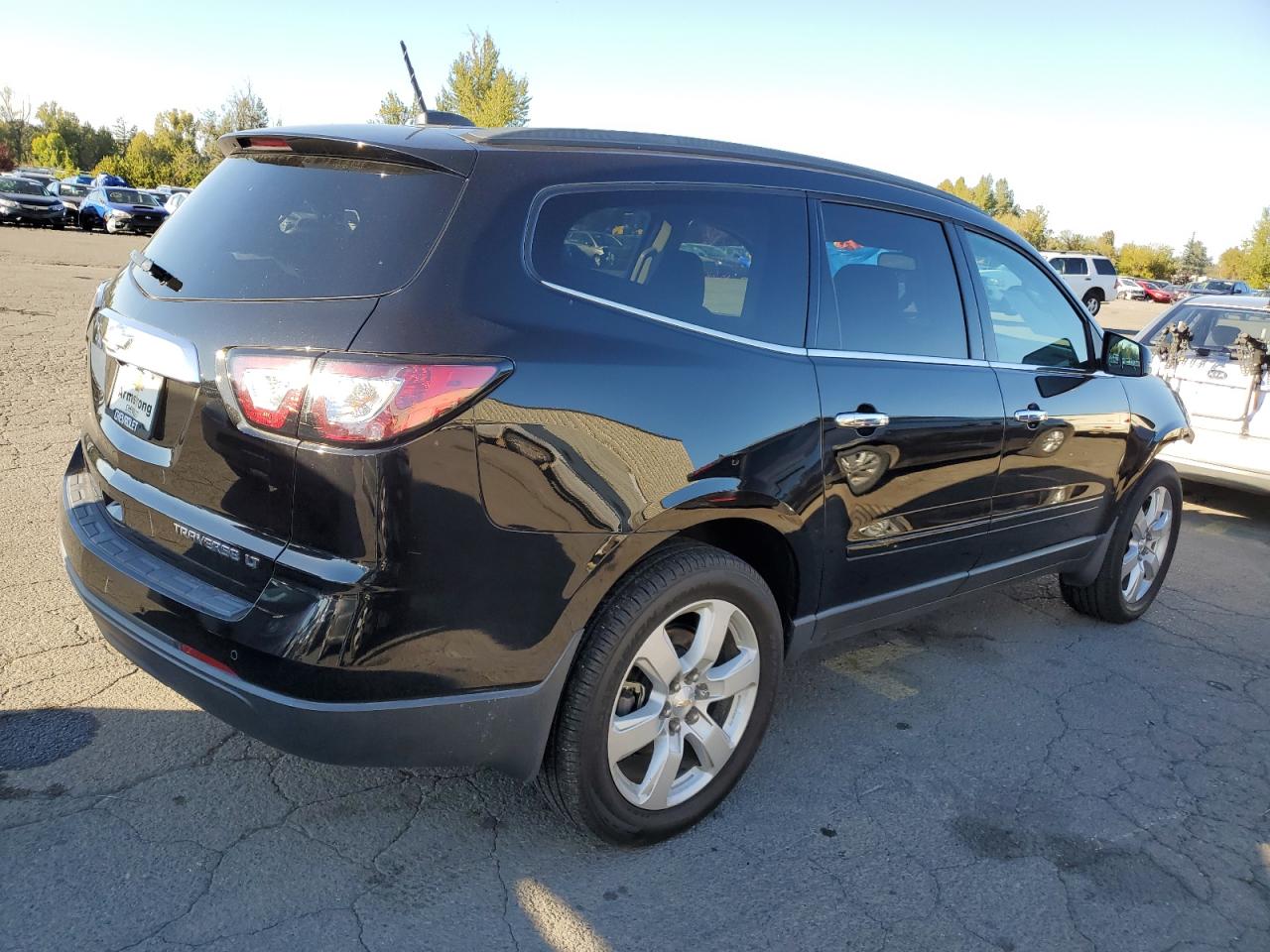 2016 Chevrolet Traverse - Image 3