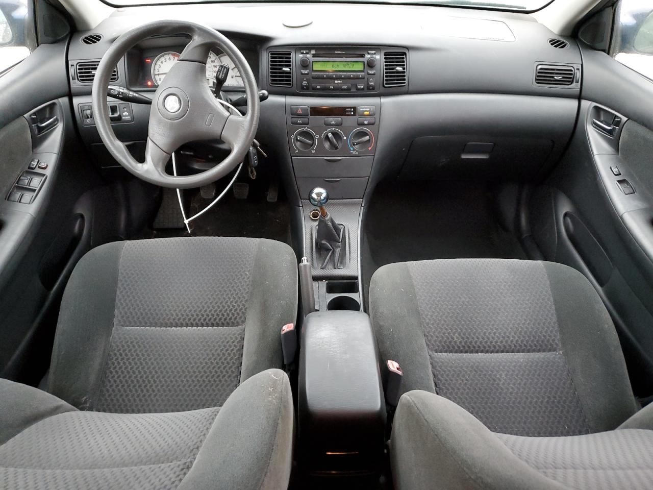 2005 Toyota Corolla Ce VIN: 2T1BR32EX5C353173 Lot: 76248234