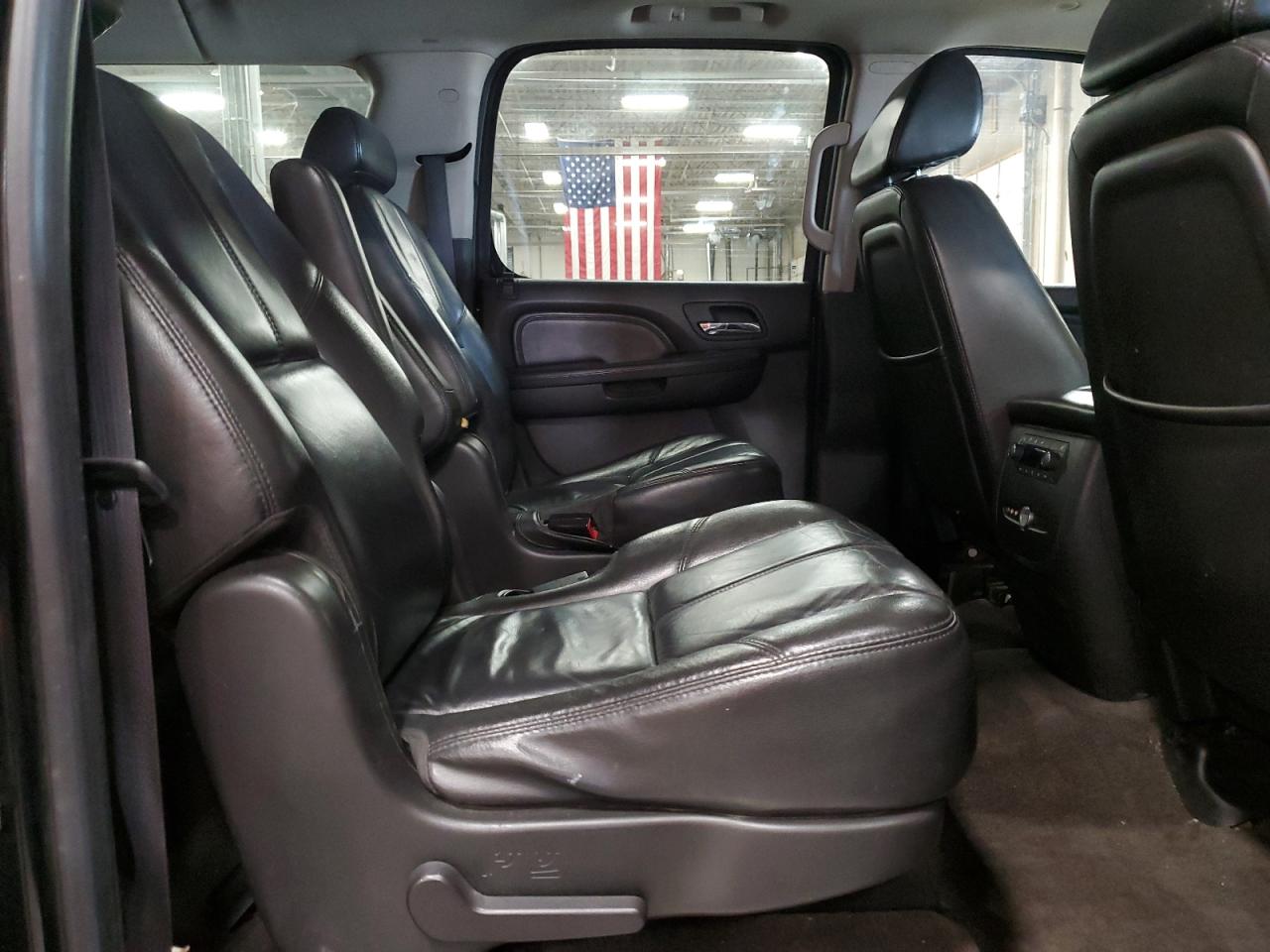 2008 GMC Yukon - Image 11