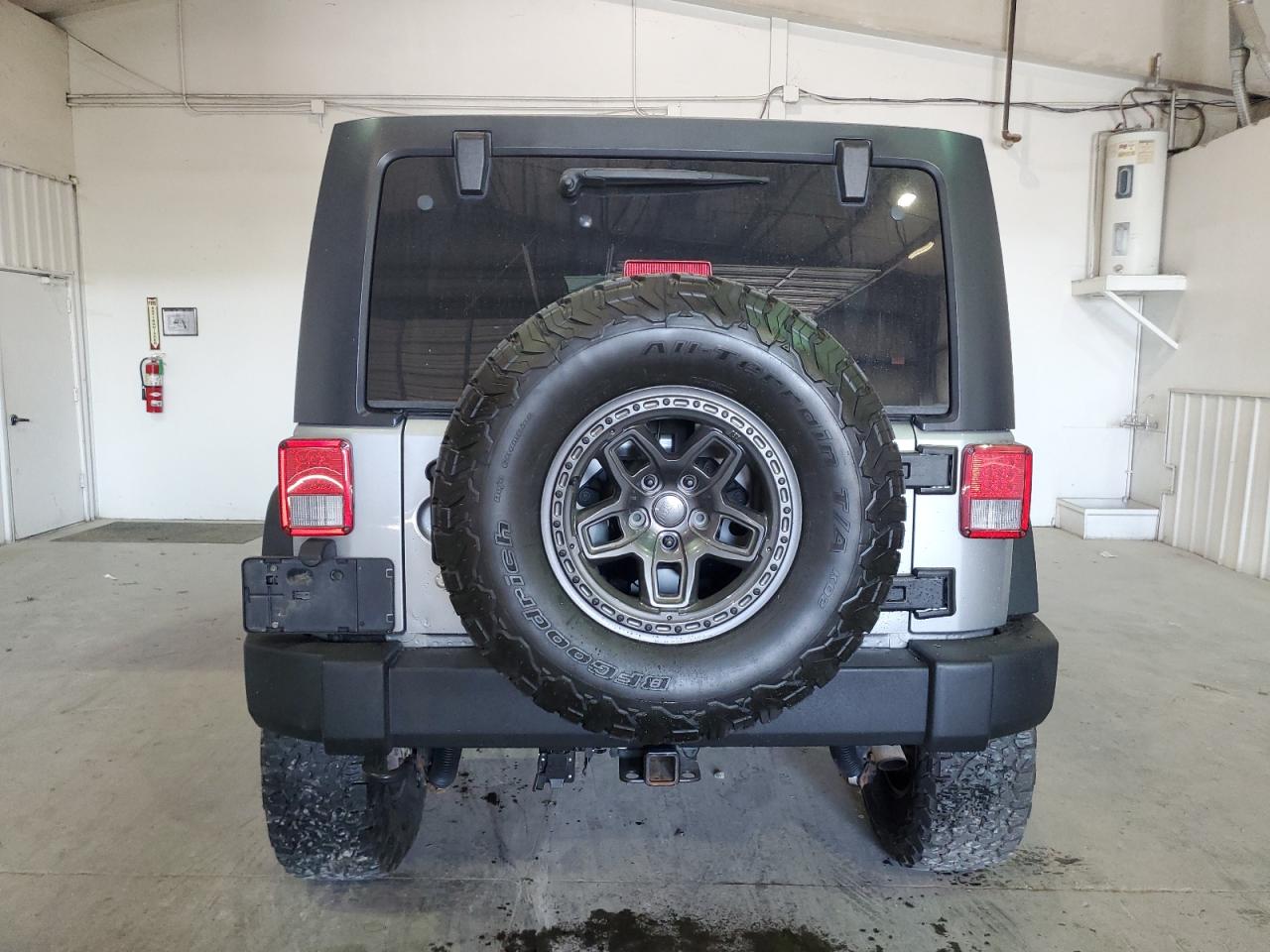 2015 Jeep Wrangler Unlimited Sport VIN: 1C4BJWDG0FL729929 Lot: 76300854