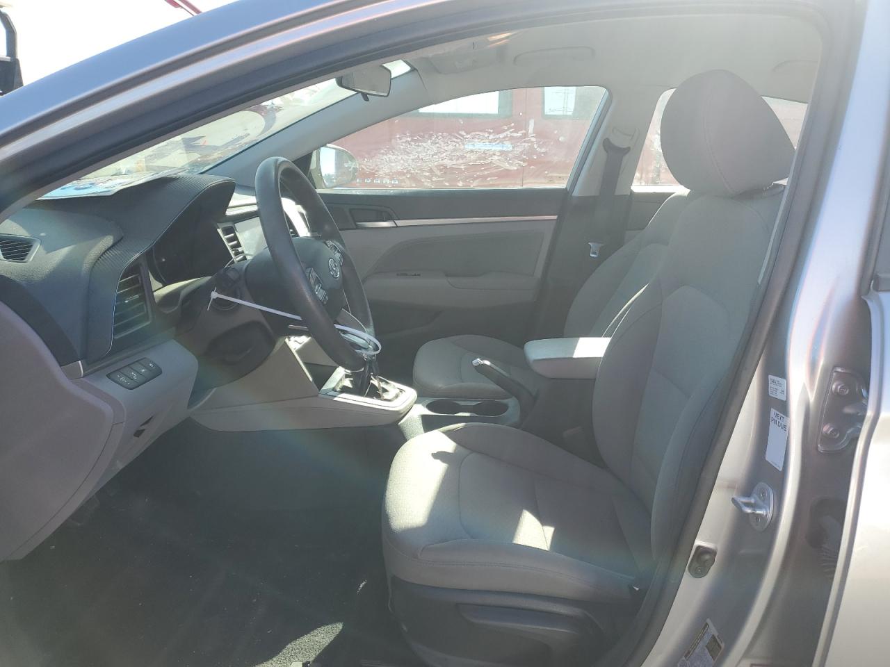 2020 Hyundai Elantra - Image 7