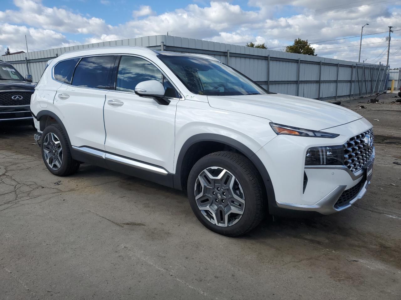 2022 Hyundai Santa Fe - Image 4