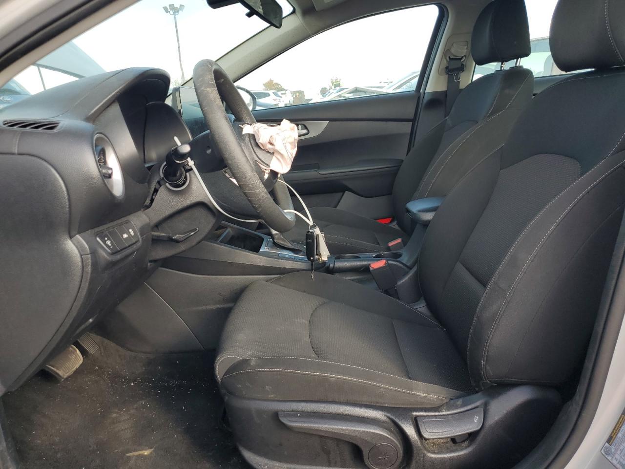 2021 Kia Forte - Image 7