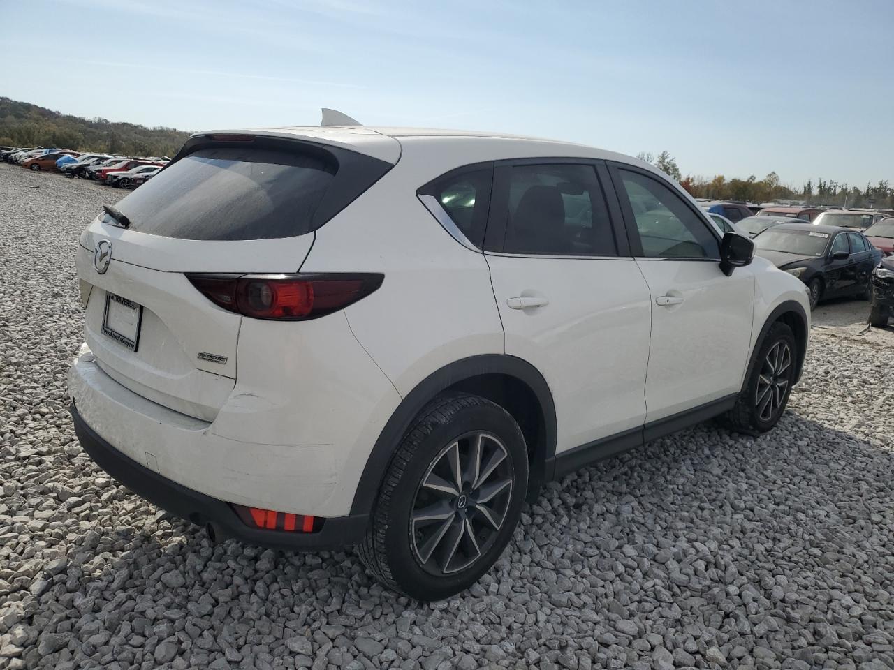 2018 Mazda CX-5 - Image 3