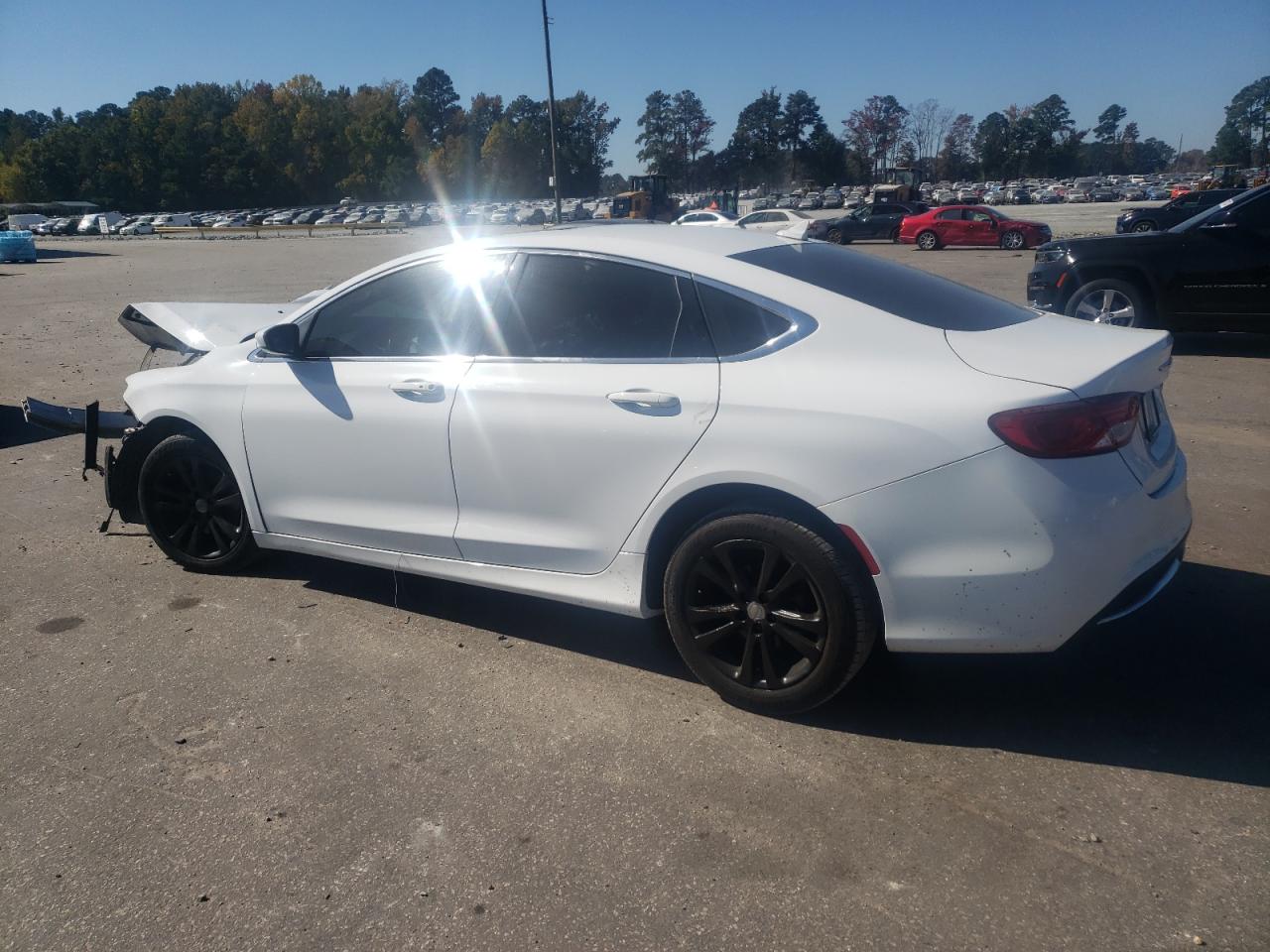 2016 Chrysler 200 - Image 2