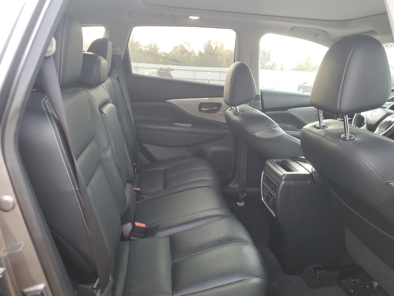 2017 Nissan Murano - Image 11